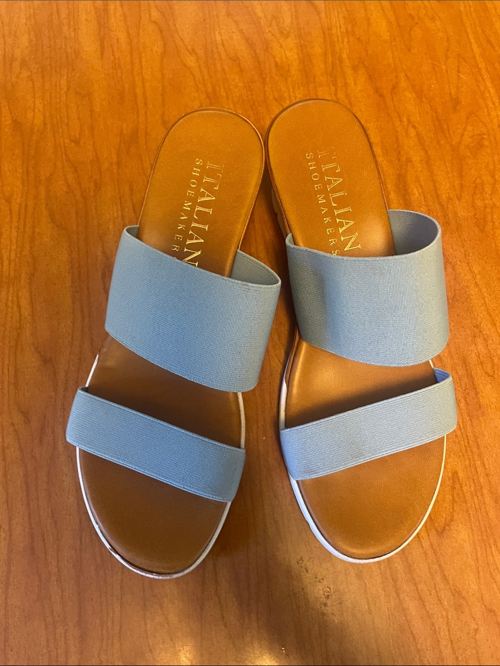 Italian Shoemakers 2” wedge Sky Blue Slide Sandals with Tan Footbed size 7
